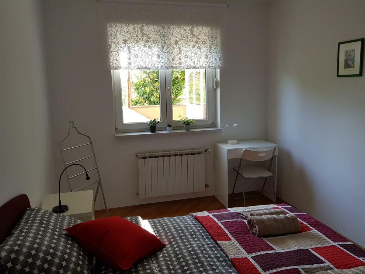 Apartment 40